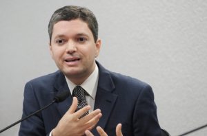 FabianoSilveira-Foto-GeraldoMagela-AgenciaCamara_07nov2013_viaFotosPublicas