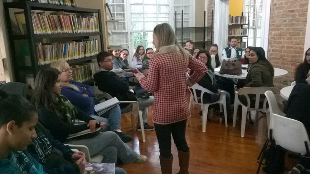 Primeira turma de oficina de redação começou  no último sábado