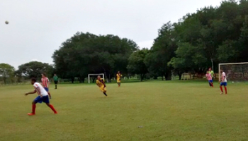 Jogos das semifinais do Campeonato dos Comerciários terminam empatadas