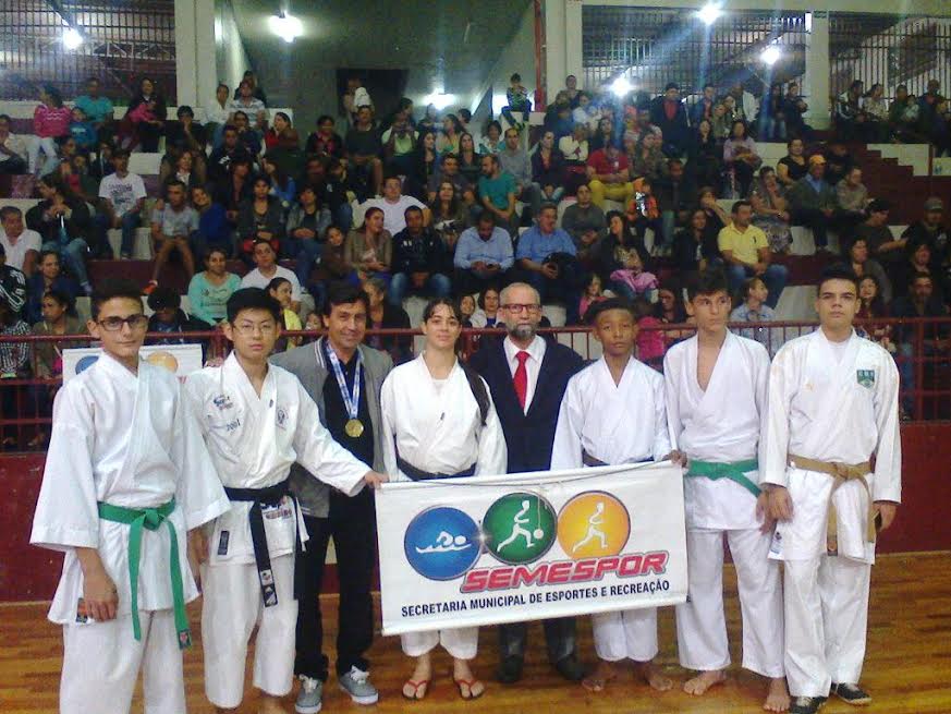 13 atletas de karatê da Semespor se classificam para o Campeonato Brasileiro
