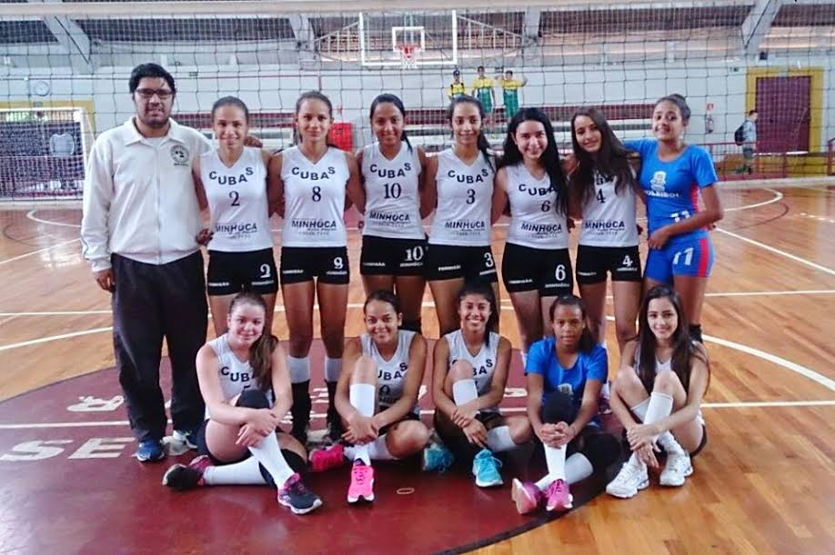Equipe de vôlei feminino da Escola Estadual Profª Josepha Cubas da Silva é campeã dos Jogos Escolares