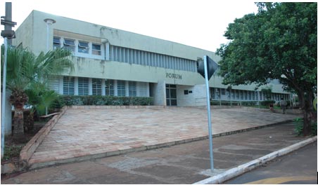 Casos de irregularidades e nepotismo na secretaria municipal de Educação serão denunciados ao Ministério Público