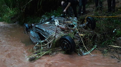 Corpo de motorista que teve carro arrastado durante chuva em Assis é encontrado