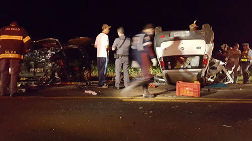 Acidente entre dois veículos mata três ourinhenses em rodovia de Cândido Mota