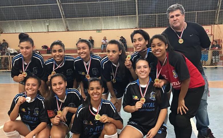 Futsal feminino de Ourinhos goleia Paraguaçu Paulista e é bicampeão regional dos Jogos da Juventude