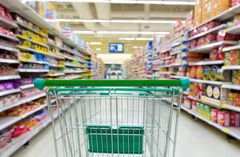 Lei Federal autoriza abertura de supermercados aos domingos e feriados