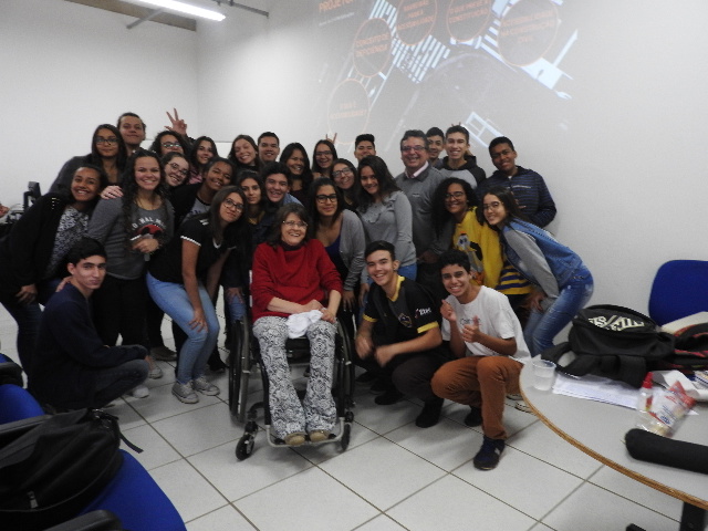 Alunos da ETEC realizam projeto sobre acessibilidade em Ourinhos