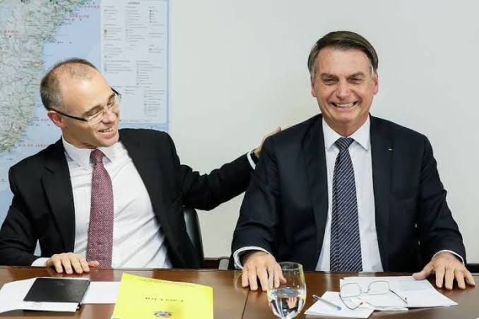 Advocacia ideológica