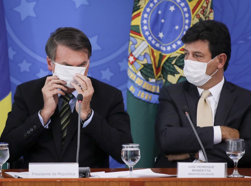 Bolsonaro deve demitir Mandetta nesta segunda, 07