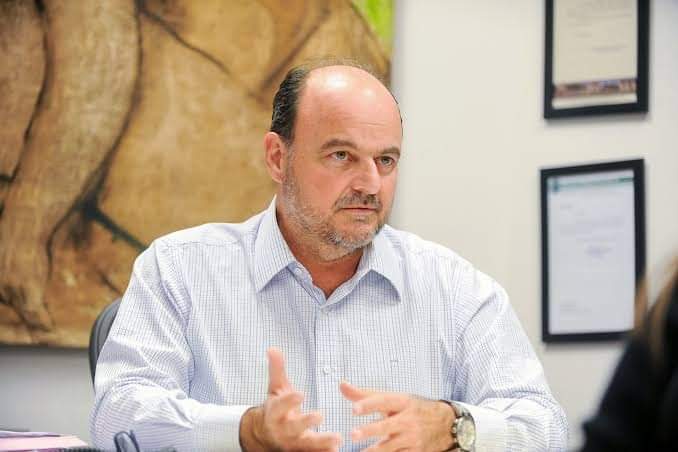Deputado estadual Madalena sofre AVC e está na UTI da Santa Casa de Santa Cruz