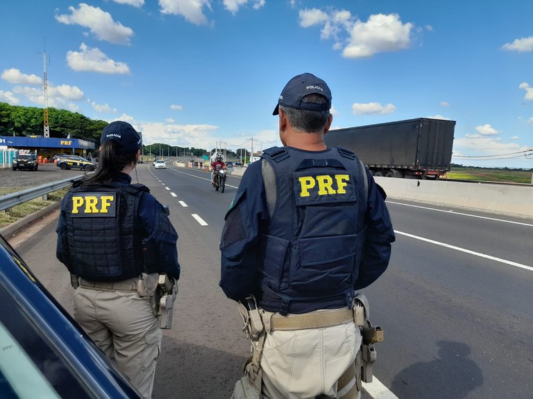 Motorista é flagrado com comprimidos de ‘rebite’ na BR 153
