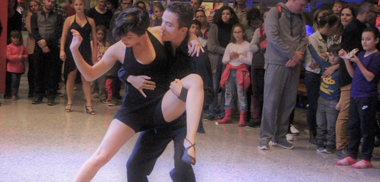 Espetáculo de dança marca retorno da programação cultural do SESI Ourinhos